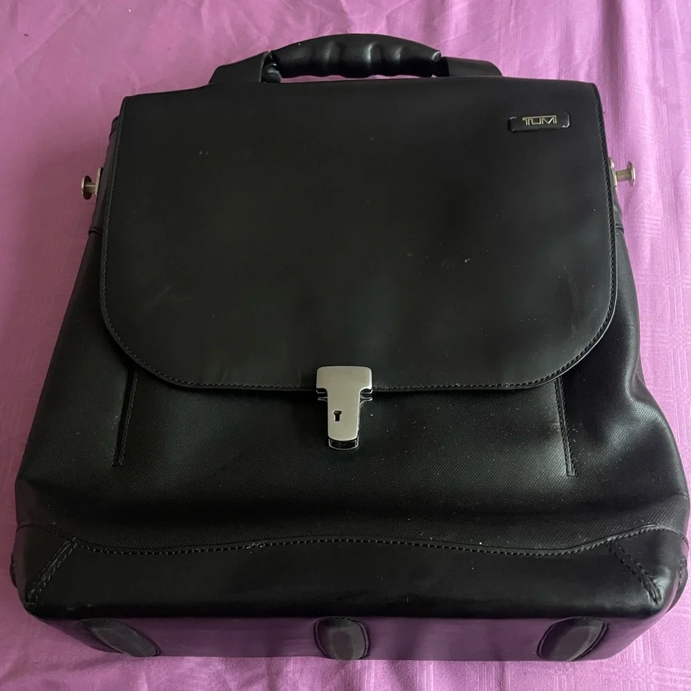 Tumi leather briefcase bag